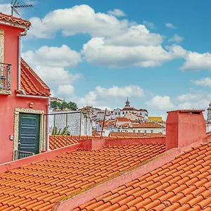 charmchic-alfama.hotels-lisbon-portugal.com/